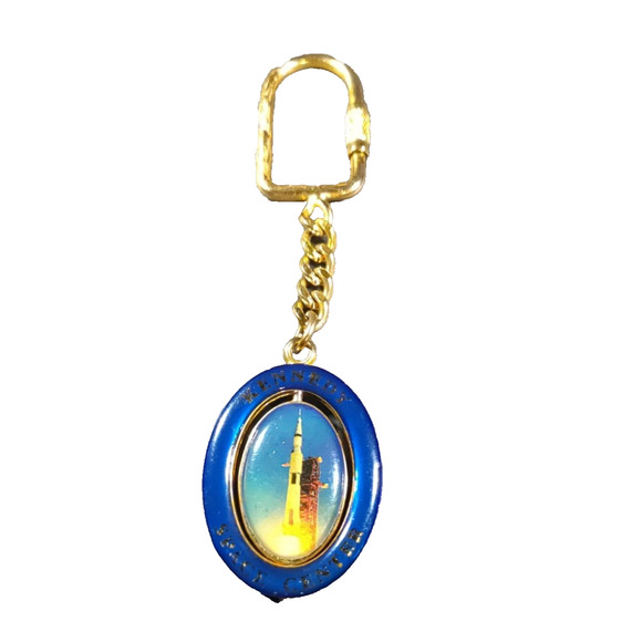 Kennedy Space Center Spinner Keychain NASA - Picture 3 of 7